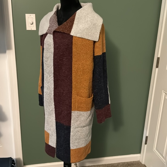 Duster Color Block Sweater - Picture 5 of 8